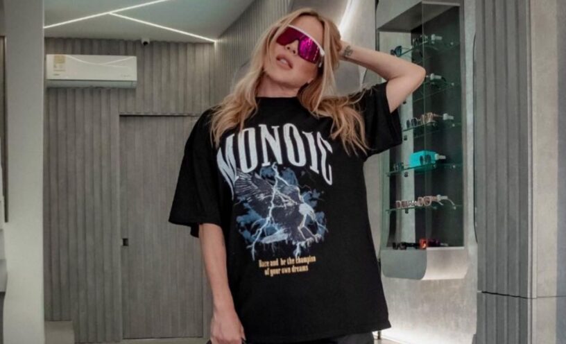 Natalia París mostró el ritual que hace con el perfume