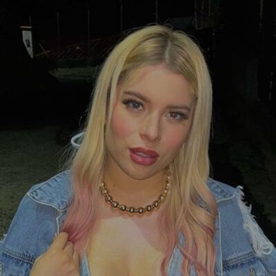 Ornella Sierra bailó frente a la estatua de Shakira