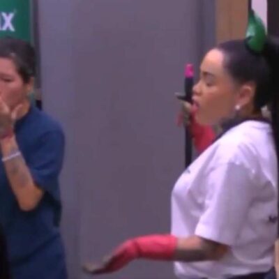 Yina Calderón desnudó compañeras