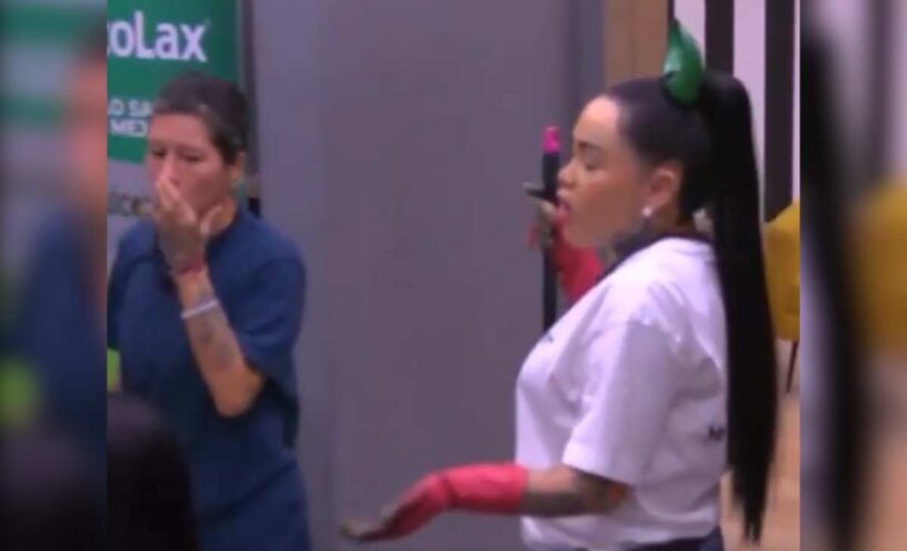 Yina Calderón desnudó compañeras