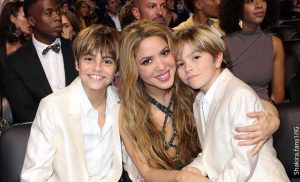 promesa que Shakira le hizo a sus hijos en los Latin Grammy