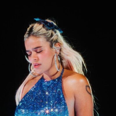 propuesta de matrimonio frente a Karol G