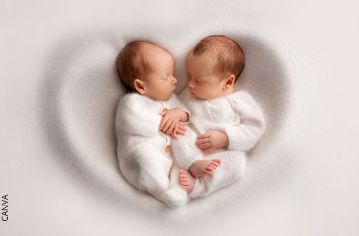 Foto de bebés gemelos