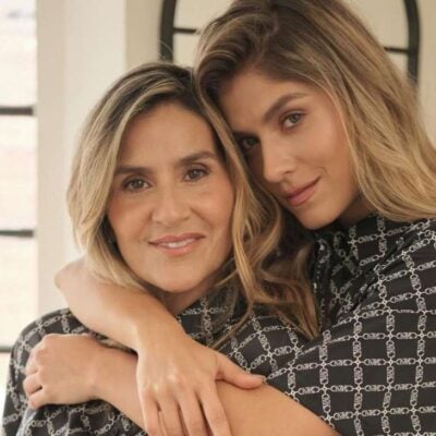 quién es el esposo de la mamá de Laura Tobón