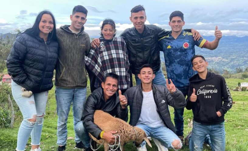 Vidente reveló nombre del posible asesino de Yeni Ariza, Los patojos humor