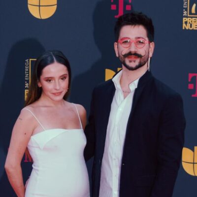 zapatos de Evaluna en Premios Lo Nuestro