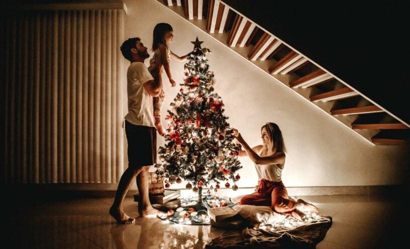 Este es el primer adorno que debes poner en la decoración de Navidad: marca tu suerte para el 2026