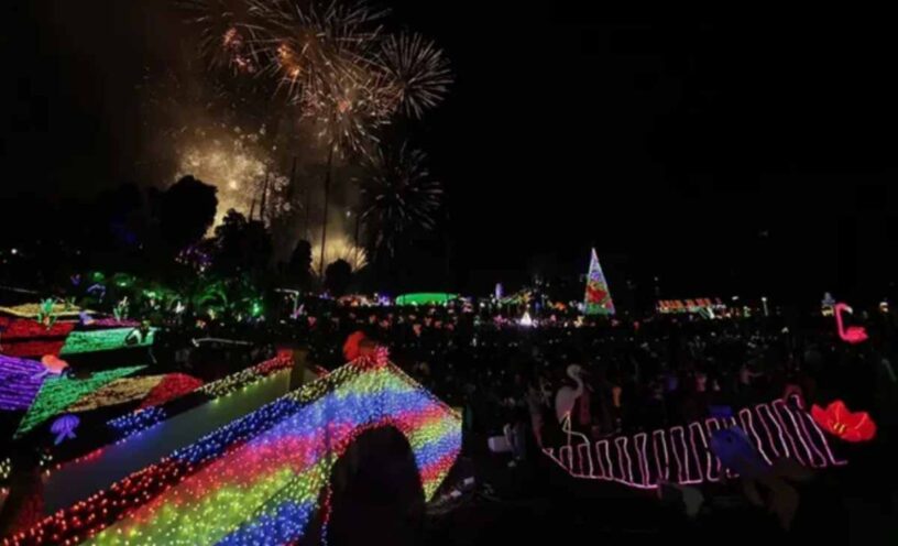 Alumbrado en el puente de Boyacá diciembre 2025