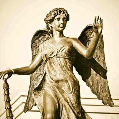 Este es el mensaje del ángel de la guarda de este 20 de enero de 2026 para todos los signos del zodiaco