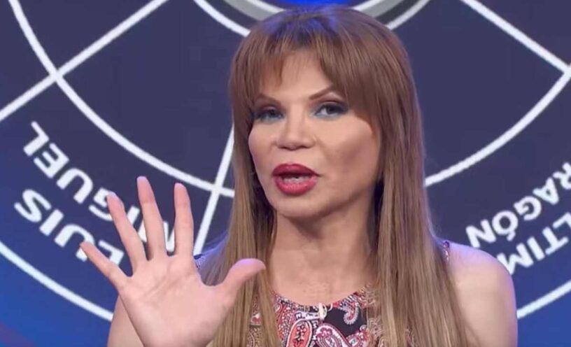 Mhoni vidente dio predicción sobre tragedia que involucra a famosos cantantes