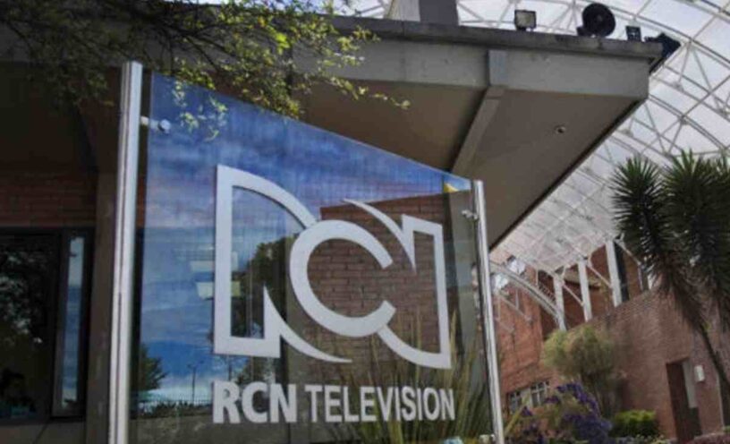 Expresentadora de canal RCN se va de Colombia por la salud de su hija