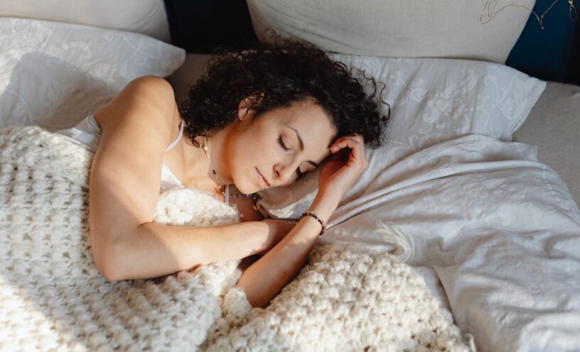 Por qué olvidamos los sueños al despertar: Causas y explicaciones científicas