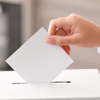 ¿Se puede cambiar el puesto de votación en segunda vuelta?