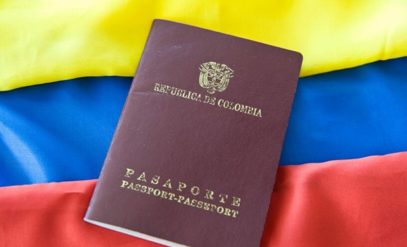 ¿Quiénes pueden tener pasaporte gratis en Colombia?