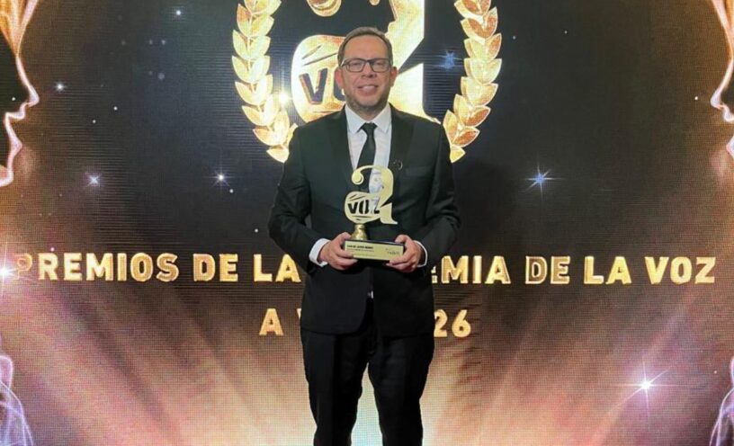Carlos Javier Méndez fue elegido como Mejor voz internacional de locución comercial